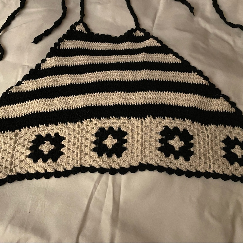 Vintage 70s crochet halter top